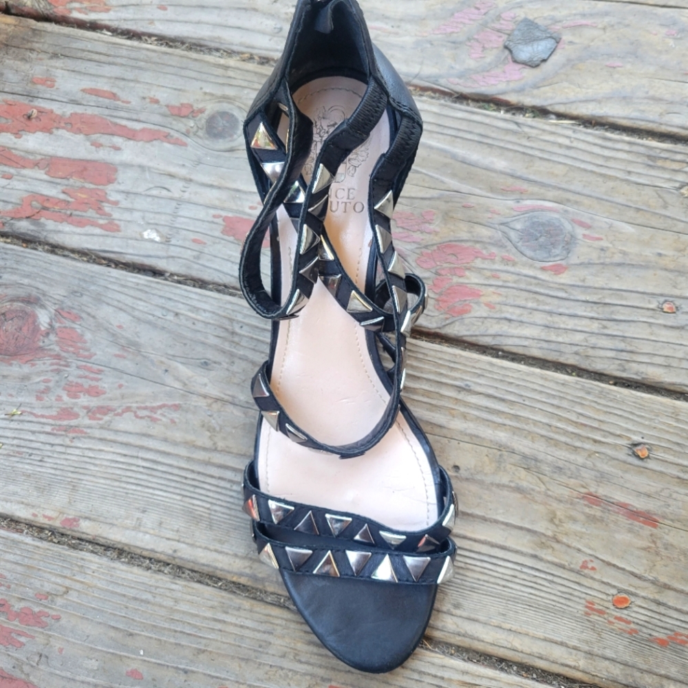 Vince Camuto Sandals